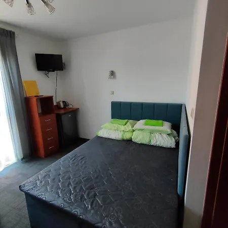 Kwiatano - Plac Zabaw & Jacuzzi & Basen & Sauna - Budynek C Kompleks wypoczynkowy