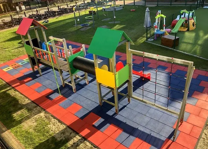 Kwiatano - Plac Zabaw & Jacuzzi & Basen & Sauna - Budynek C * Grzybowo