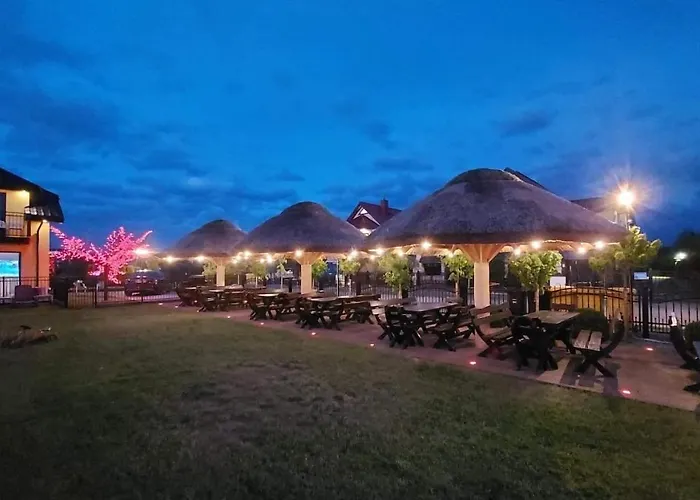 Kwiatano - Plac Zabaw & Jacuzzi & Basen & Sauna - Budynek C Üdülőpark *