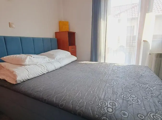 Kwiatano - Plac Zabaw & Jacuzzi & Basen & Sauna - Budynek C Grzybowo